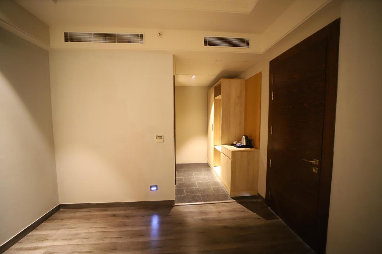 Hotel Abha Grand Alīgarh Eksteriør bilde